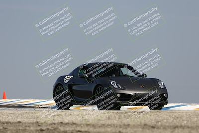 media/May-25-2025-Lotus Club Golden Gate (Sun) [[681474f0a2]]/Novice Group/Turn 2/